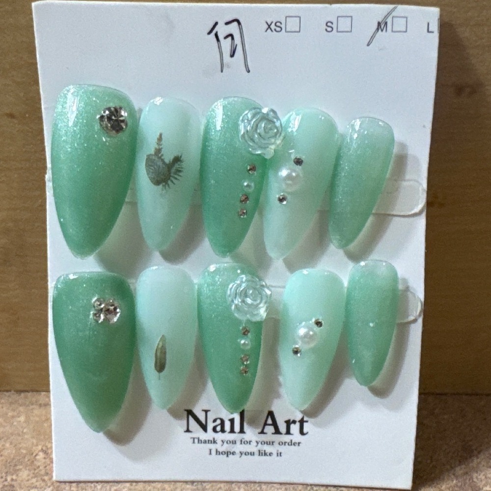 Mint Green Press On Nails 3D Flower Pearl‎ Rhinestone Custom Nail Art Set Size M